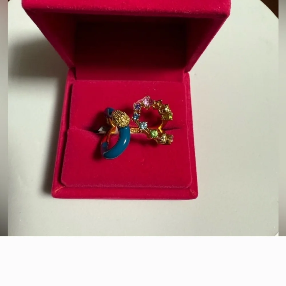 💙▪️Kurt Geiger▪️ rainbow stones Enamel cocktail Ring size 7 and size 8